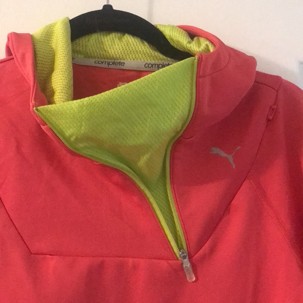 Puma Reflective Soft Shell Size Small - Picture 4 of 9
